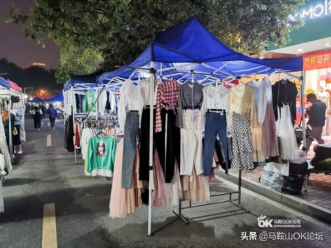 马鞍山市市场早晨摆地摊,地摊经济火了可以摆摊吗