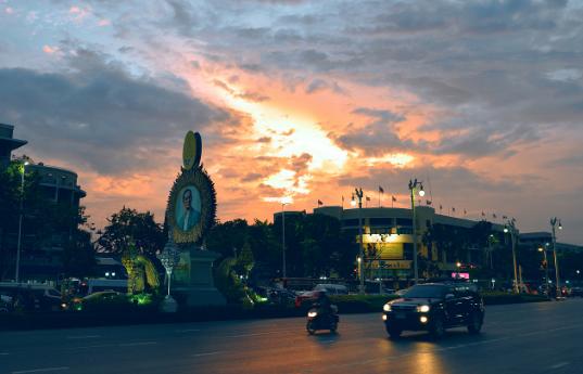 兑换泰铢国内和国外哪个划算,换算泰铢最快的方法