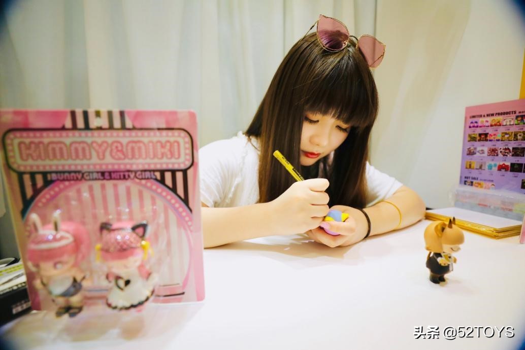 52toys甜品王国,52toyskimmy盲盒甜品派对系列