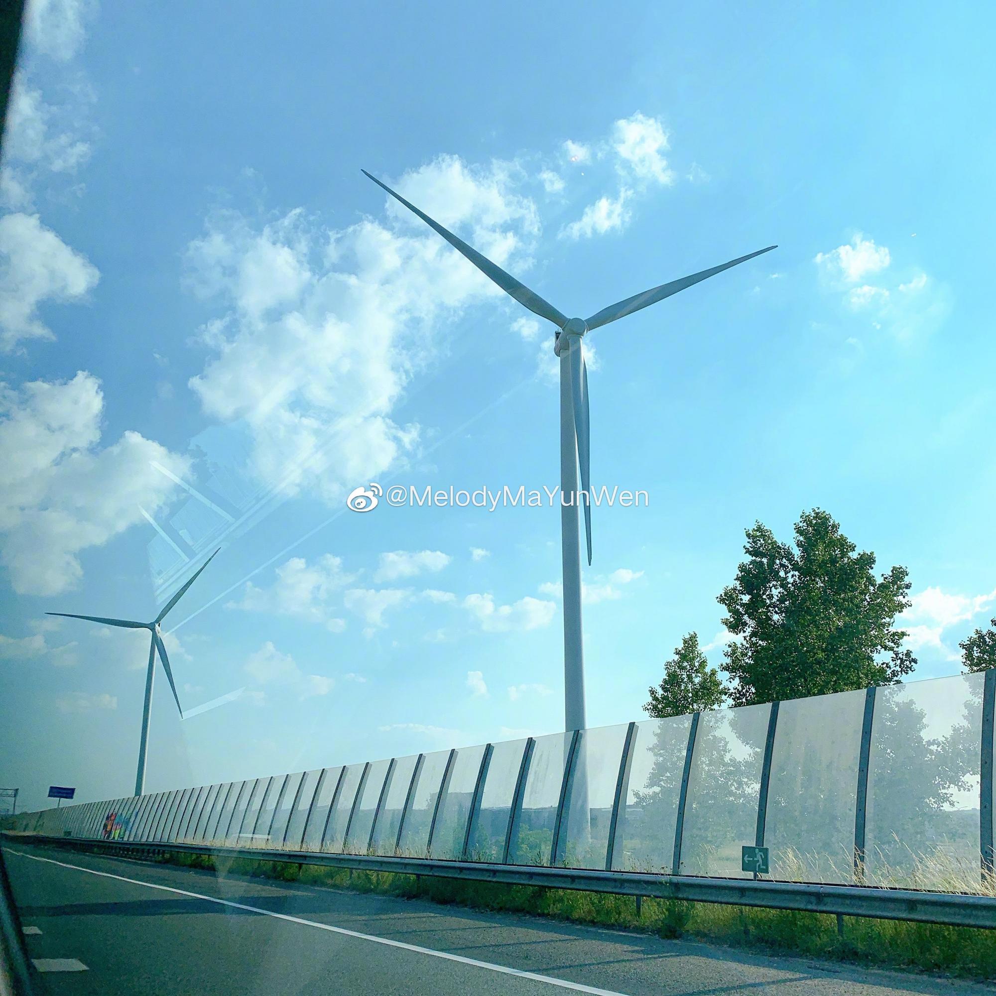 中国女排名将嫁大自己八岁富豪,女排运动员嫁给教练