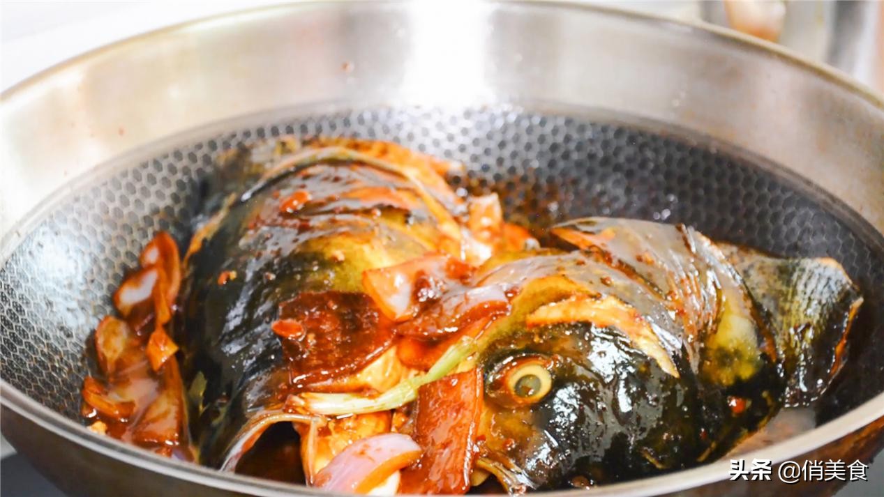 鱼头要怎么做的才好吃,这才是鱼头最好吃的做法