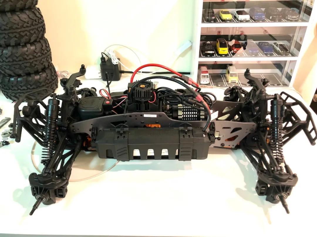 世上最便宜的玩具遥控汽车测评,一辆玩具遥控车