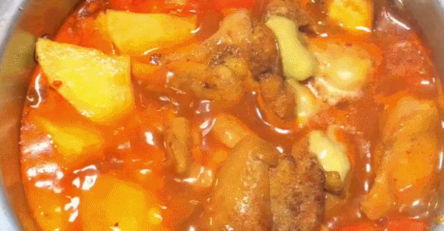 韩国人吃芝士年糕鱼饼,韩国人吃的芝士年糕