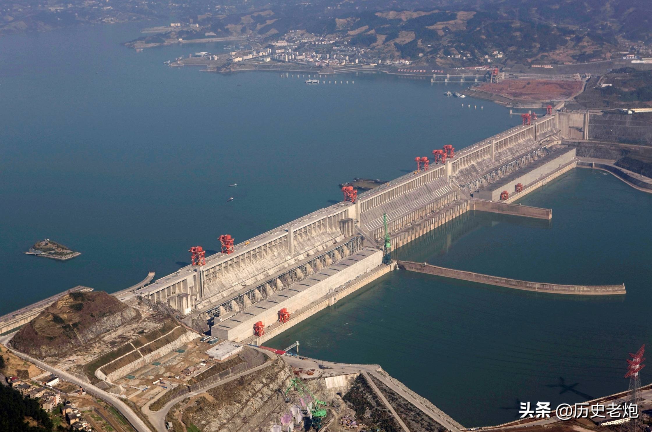 1997年，重庆脱离四川，一家人为何要分开？邓公早有谋划