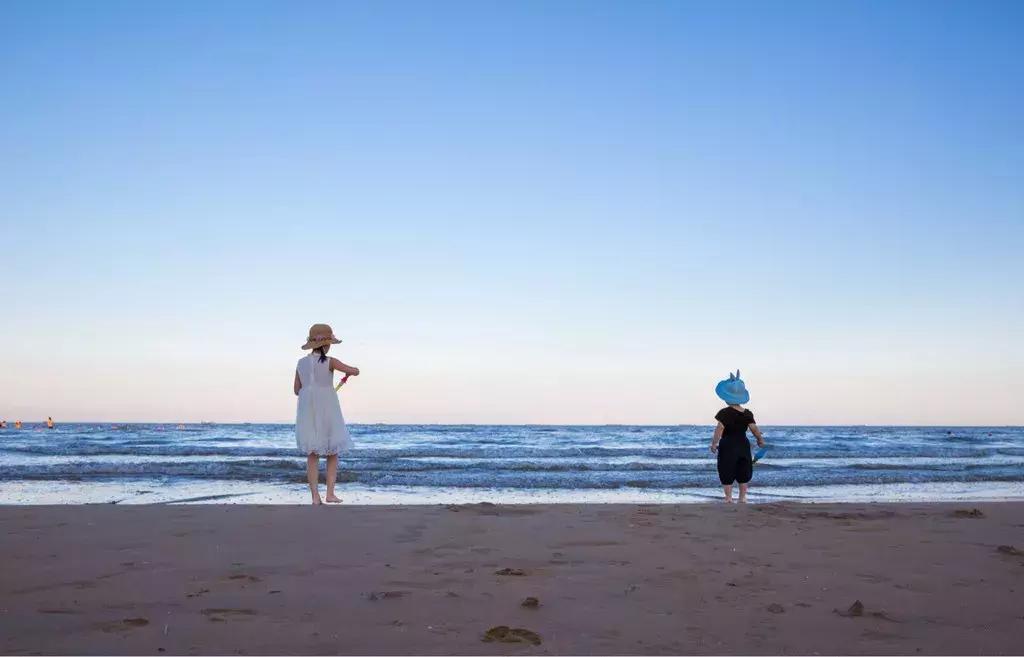 摸女同学被罚:父母该如何跟孩子谈性教育?