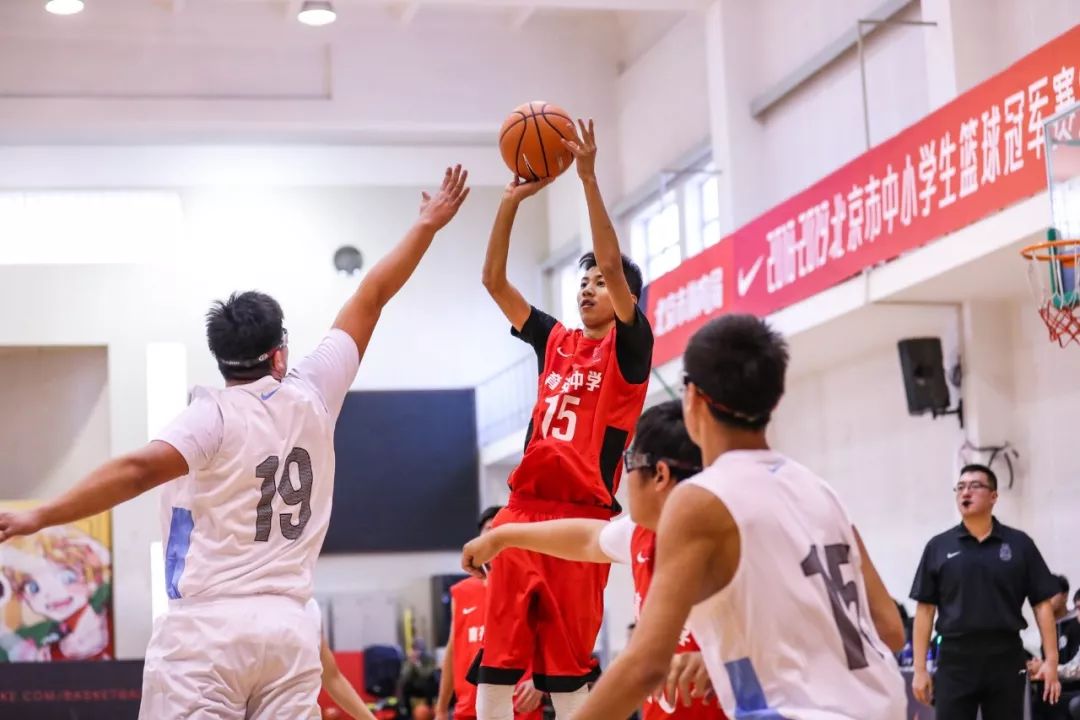 2019-2020赛季十六强,2018-19赛季耐高联赛决赛中场表演