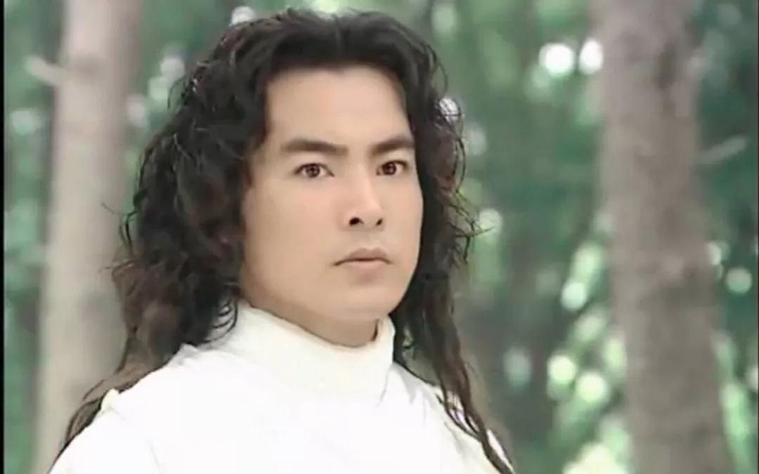 水晶之恋演员女主角哪儿去了,水晶之恋的主要演员的名字