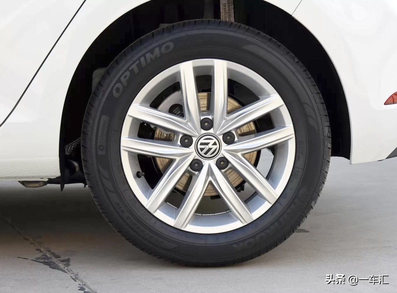 高尔夫2021款200tsidsgpro,高尔夫2019款200tsi舒适价格