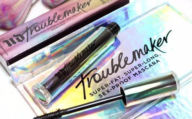 假睫毛适合的睫毛膏,刷睫毛膏是不是不用贴假睫毛了