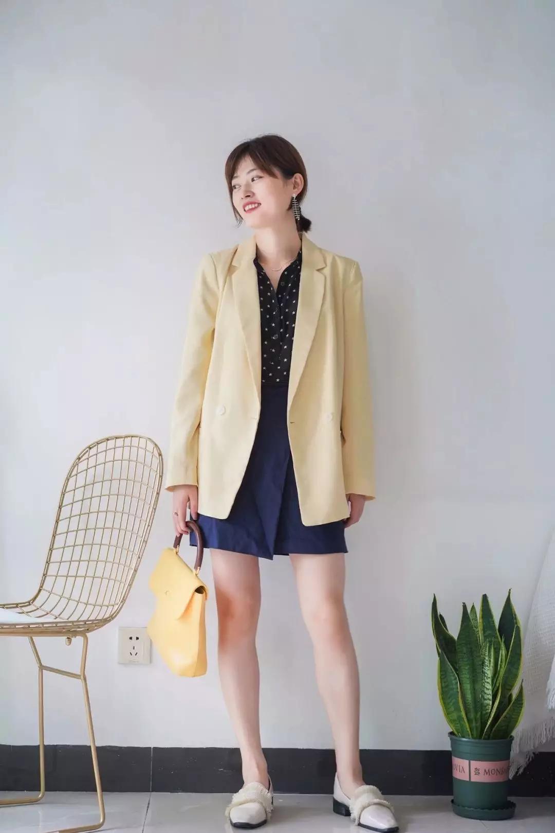 别乱买衣服有这几款就够了,衣服要怎么选才会更有质感