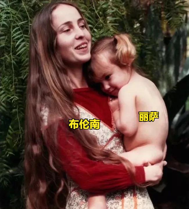 苹果弃女丽萨:不被乔布斯承认的长女,父亲临死前还羞辱她像厕所