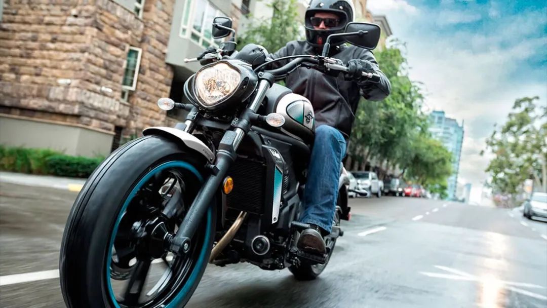 川崎发布2019款火神vulcan650s,2021川崎vulcans650小火神