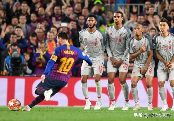 梅西任意球震惊姆巴佩,梅西任意球故意打门柱