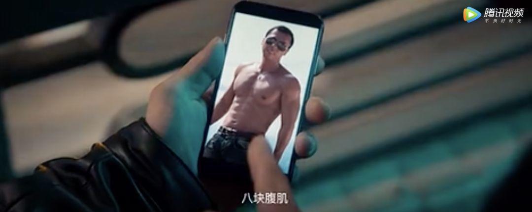 甄子丹57岁演的电影,57岁甄子丹晒全家福