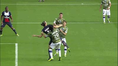 足球场上的兵器谱,足球十八般兵器