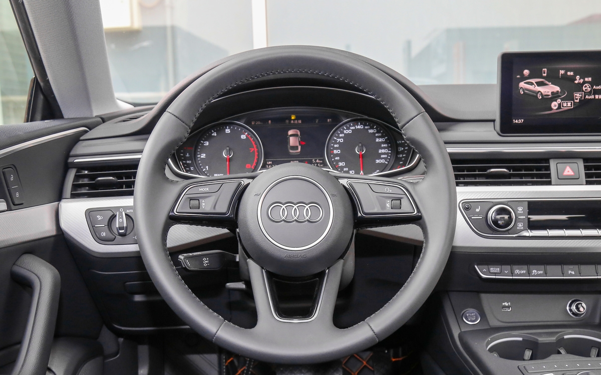 还买什么奔驰宝马奥迪,新款宝马3系上市售29.39万起