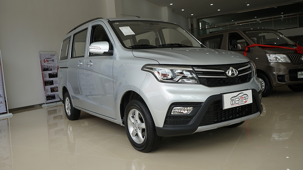 长安欧诺s最新版测评,长安欧诺s安全指数