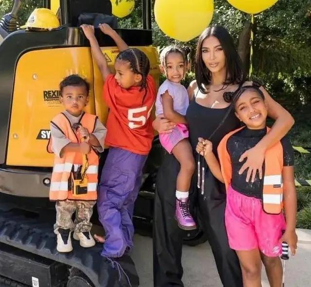 c罗和侃爷,侃爷和c罗