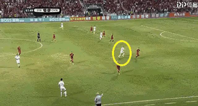 国足“钉子户”当属武汉门将！吉翔不如王刚？李铁和球迷就不一样