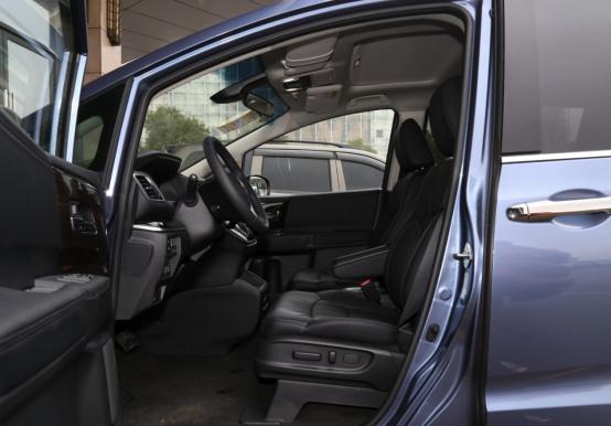 2022款超大尺寸商务全新mpv推荐,最具有性价比的大型mpv