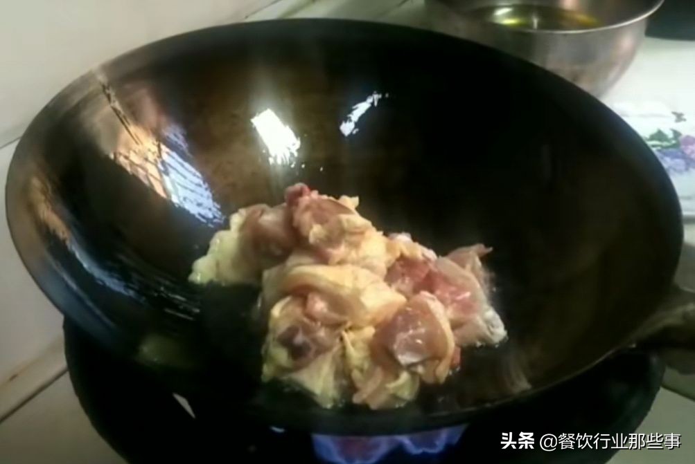 红烧鸡怎么样才嫩,红烧鸡怎么才能很嫩