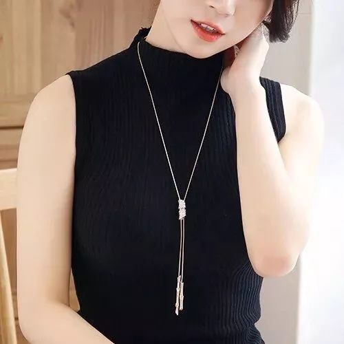 穿毛衣搭什么项链好看,毛衣和毛衣链的搭配