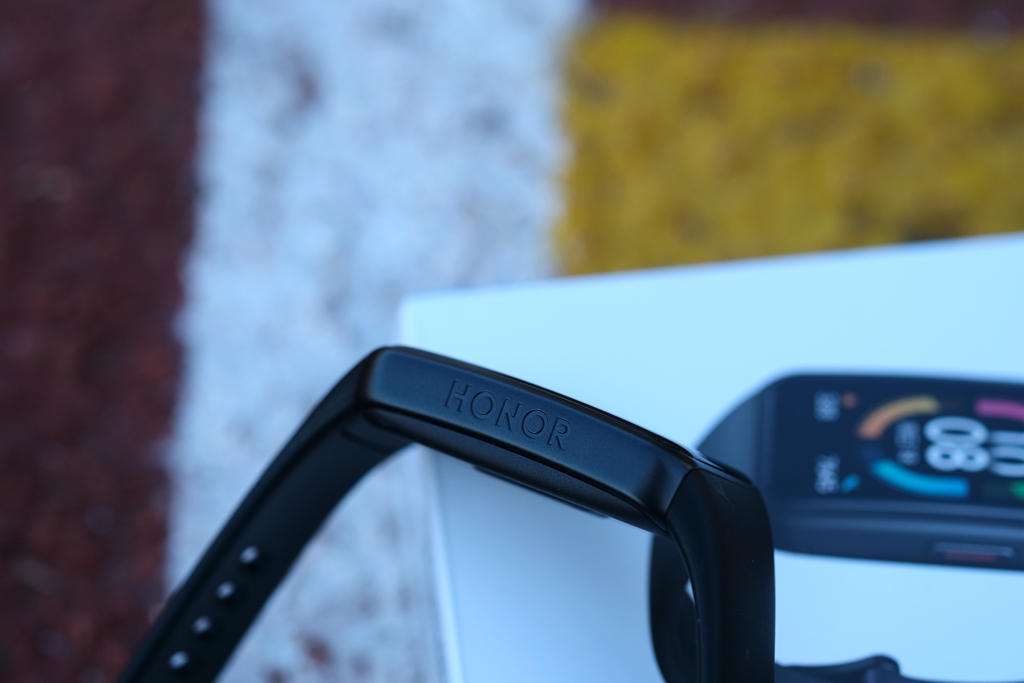 荣耀手环6标准版测评,荣耀手环6标准版的功能有哪些