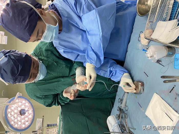 一泵“镇”顽痛!交大一附院鞘内药物输注泵植入术迈进止痛“高速公路”