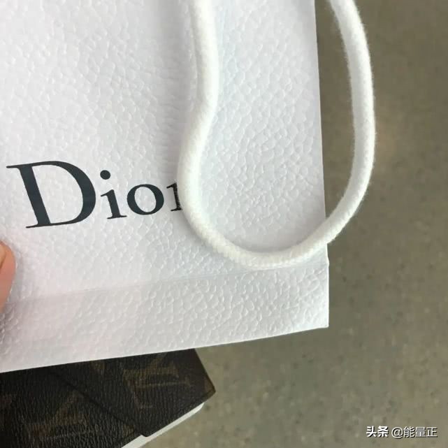 23岁欠网贷还有什么出路,现在的年轻人都欠网贷