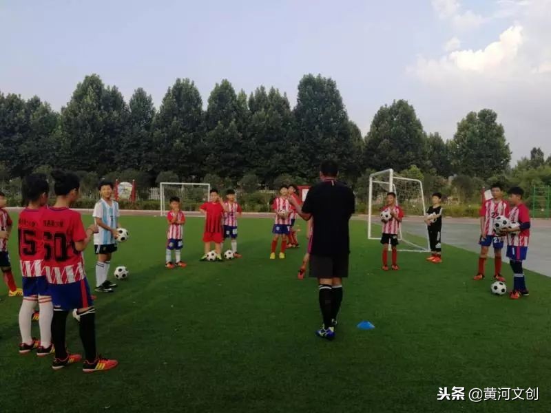 小胡、小胡｜时兆娟