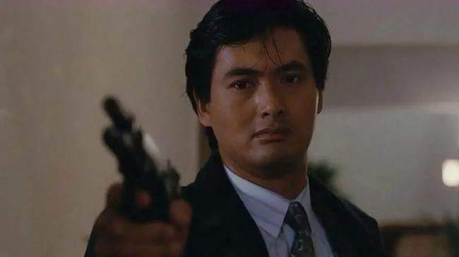 周润发的坎坷之路，曾事业爱情双双陷入低谷，吞食消毒液“自杀”