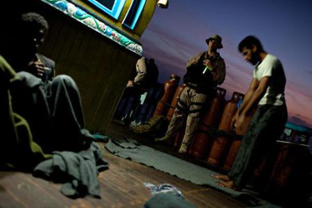 索马里海盗劫持阿联酋商船,阿联酋和索马里海盗