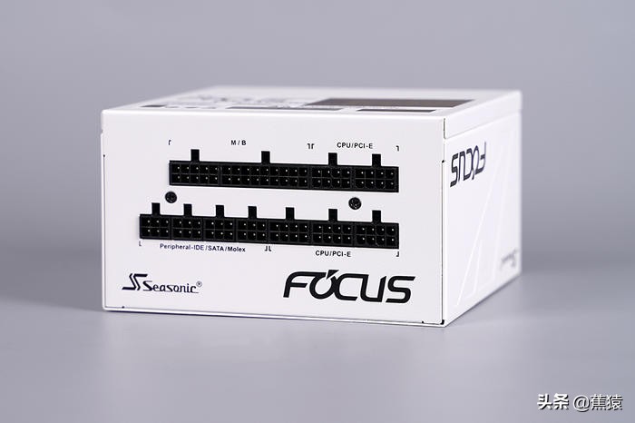 安钛克CUBEDRAK装机展示,11700+ROGB560-G+3080TI