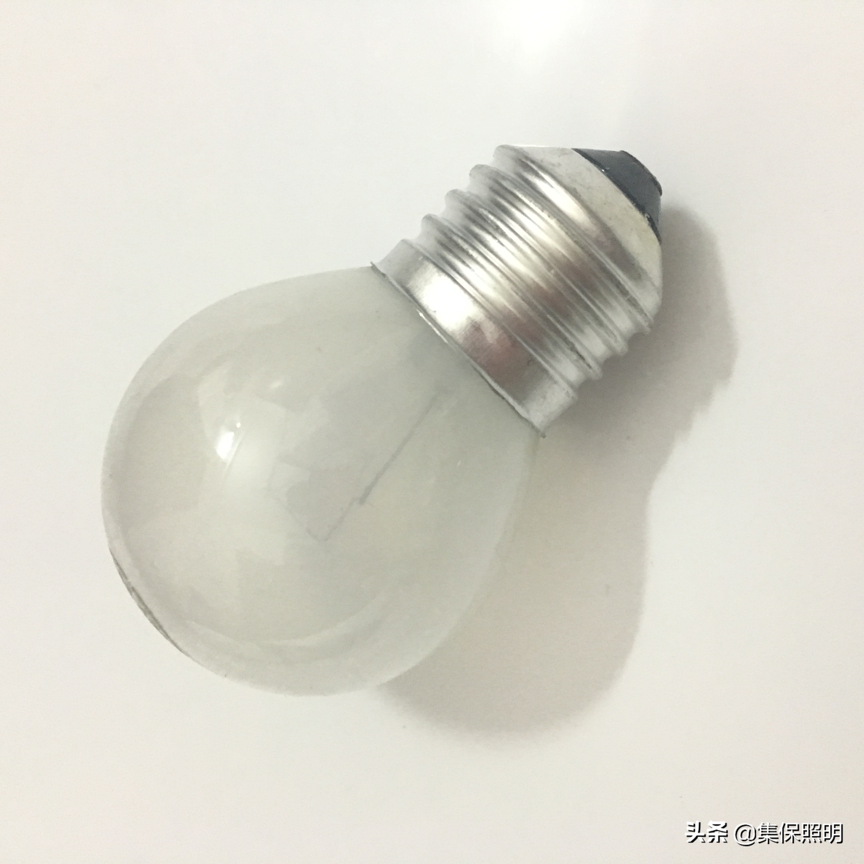 锦鲤怎样养才能越养越好看,锦鲤怎样养才养得好看