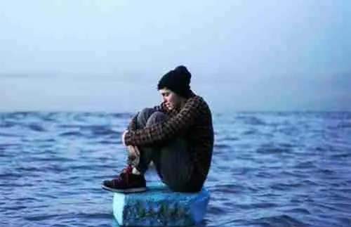 当一个人喜欢独处说明什么,一个人只想独处的时候说明什么