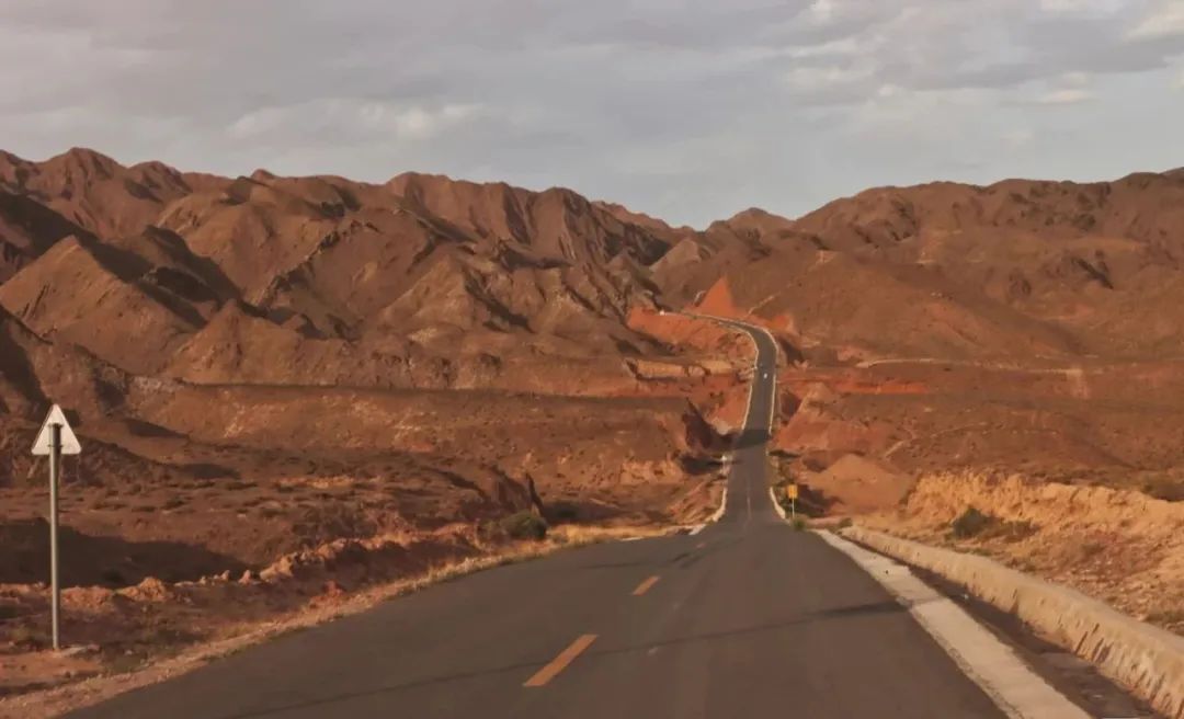 中卫网红打卡地五一,中卫网红66号公路详细攻略