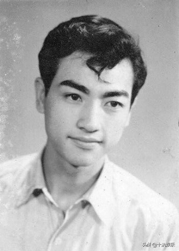 著名演员卢海鹏几岁,78岁香港老戏骨卢海鹏