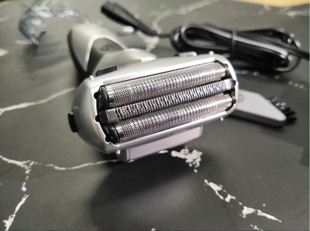 松下剃须刀测评大锤子,松下剃须刀评测