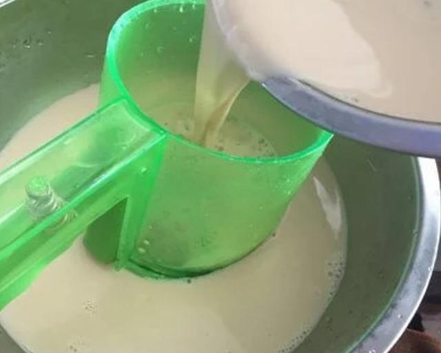 家庭版珍珠奶茶超简单实用教程,家庭版珍珠奶茶芋圆