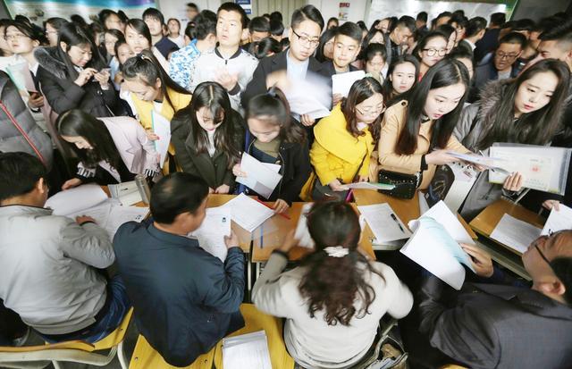 5个冷门专业月薪上万很容易,报考多就业难的十大专业