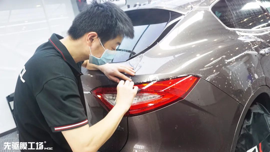 玛莎拉蒂车衣膜,玛莎拉蒂总裁隐形车衣多少钱