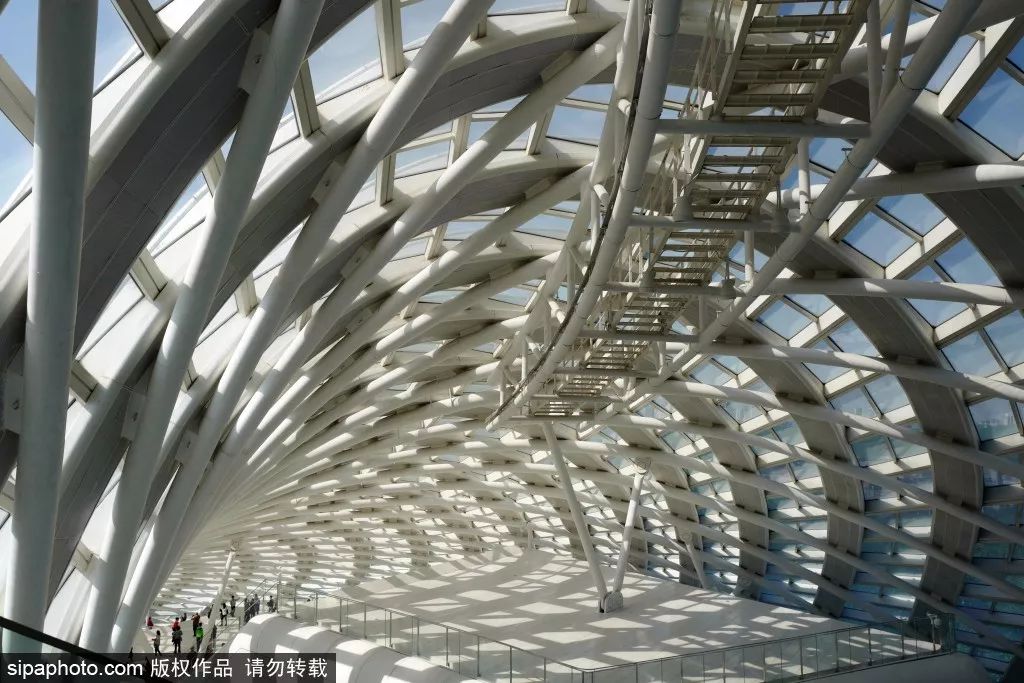 冬天遛娃好玩又省钱的秘籍在这里！温泉汗蒸、欢乐世界...快来嗨！