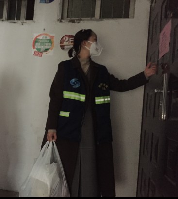 隔离疫情不隔爱心,隔离不隔爱疫情挡不住温情