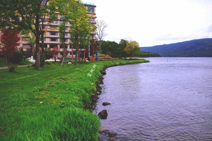 港口风情街美食,北海道美景旅游美食攻略
