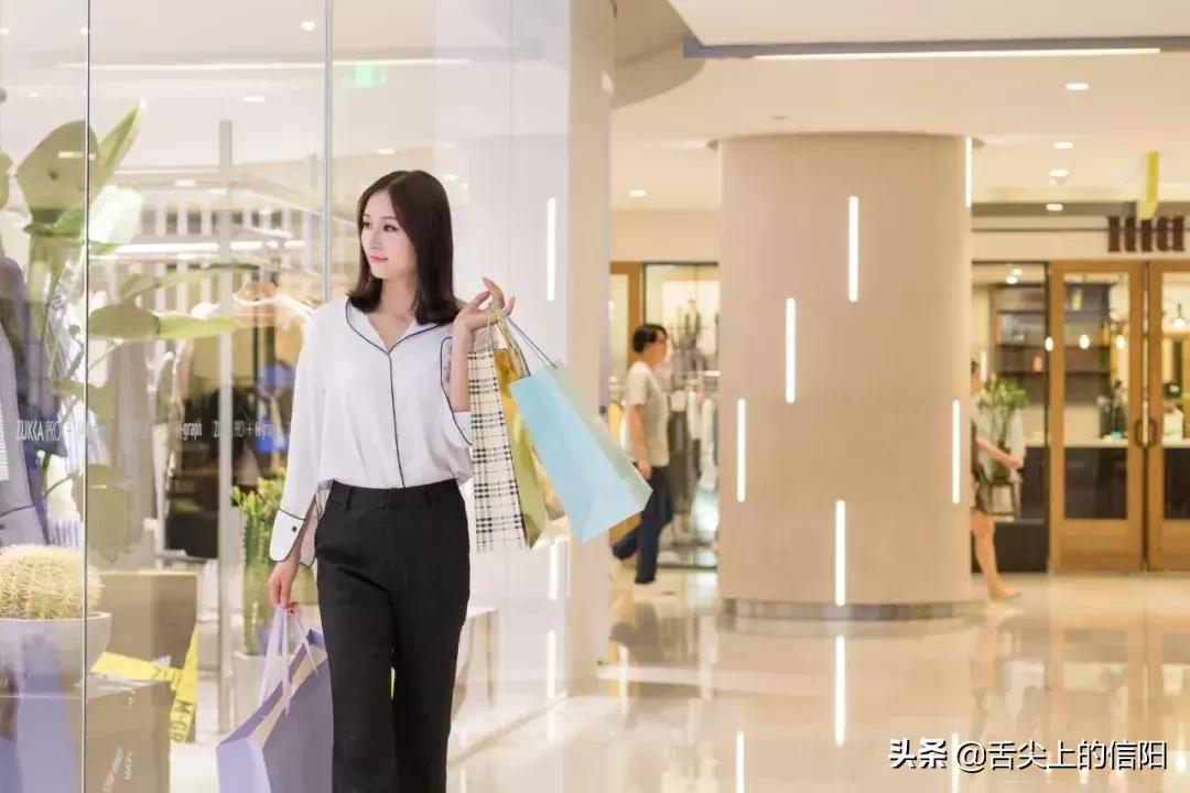 月入三千打工人的生活信阳,月薪不到五千的心酸