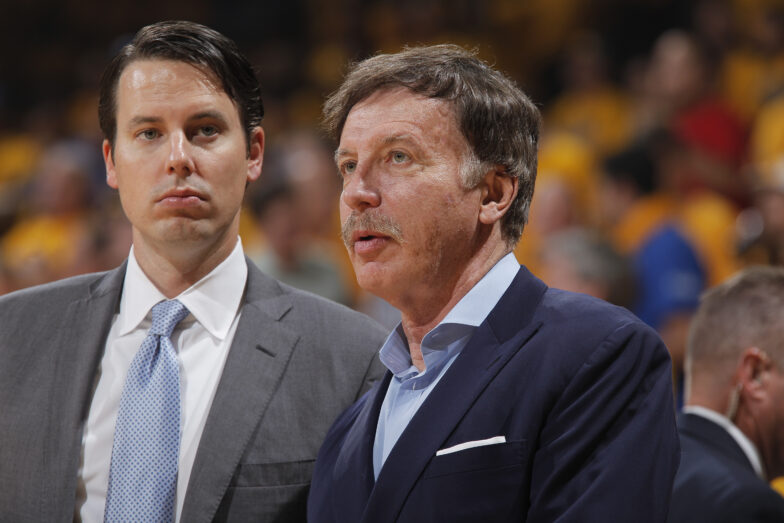 阿森纳老板发家史,阿森纳的抠门老板