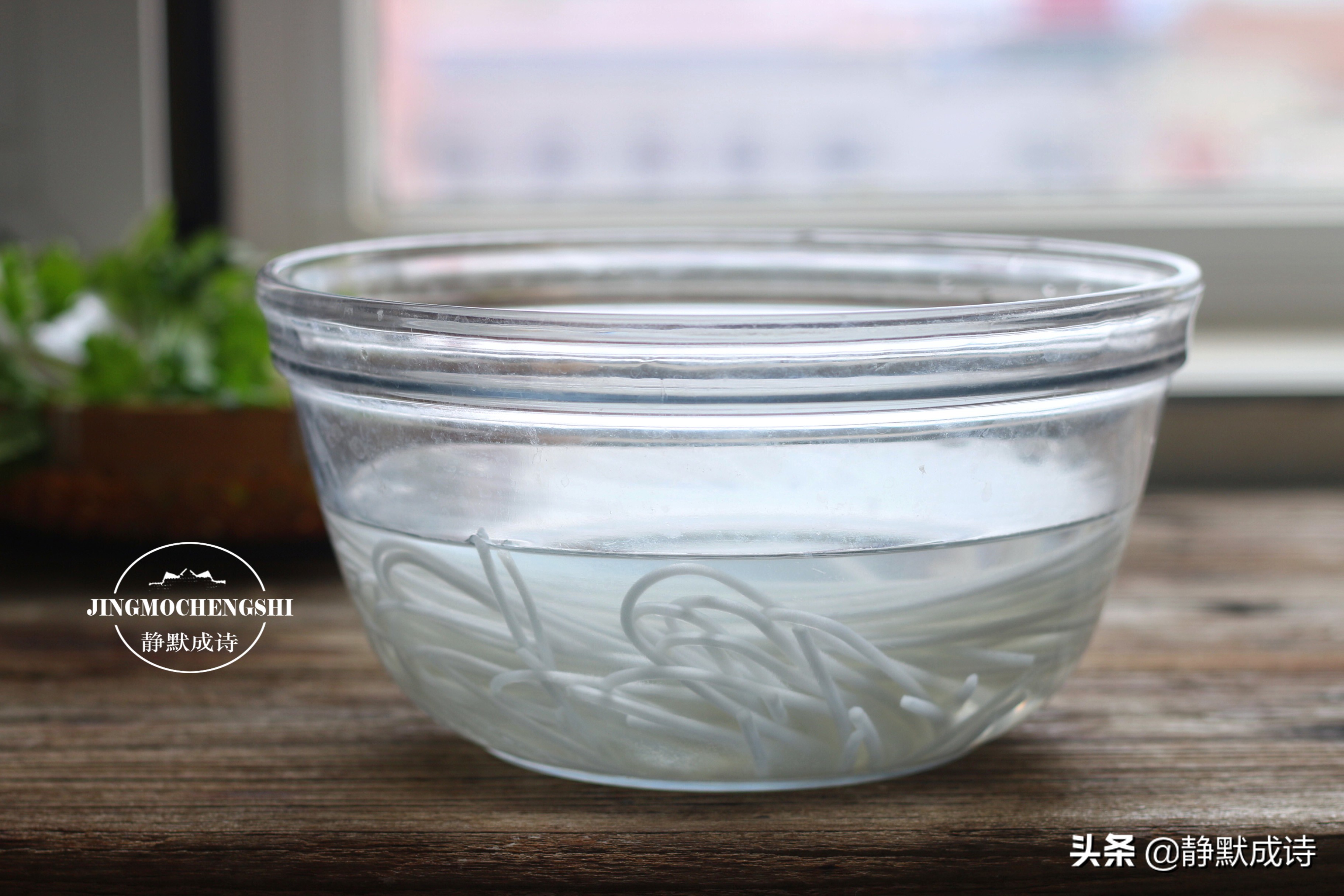 酸辣粉怎么制作需要哪些调料,酸辣粉需要什么调料怎么做