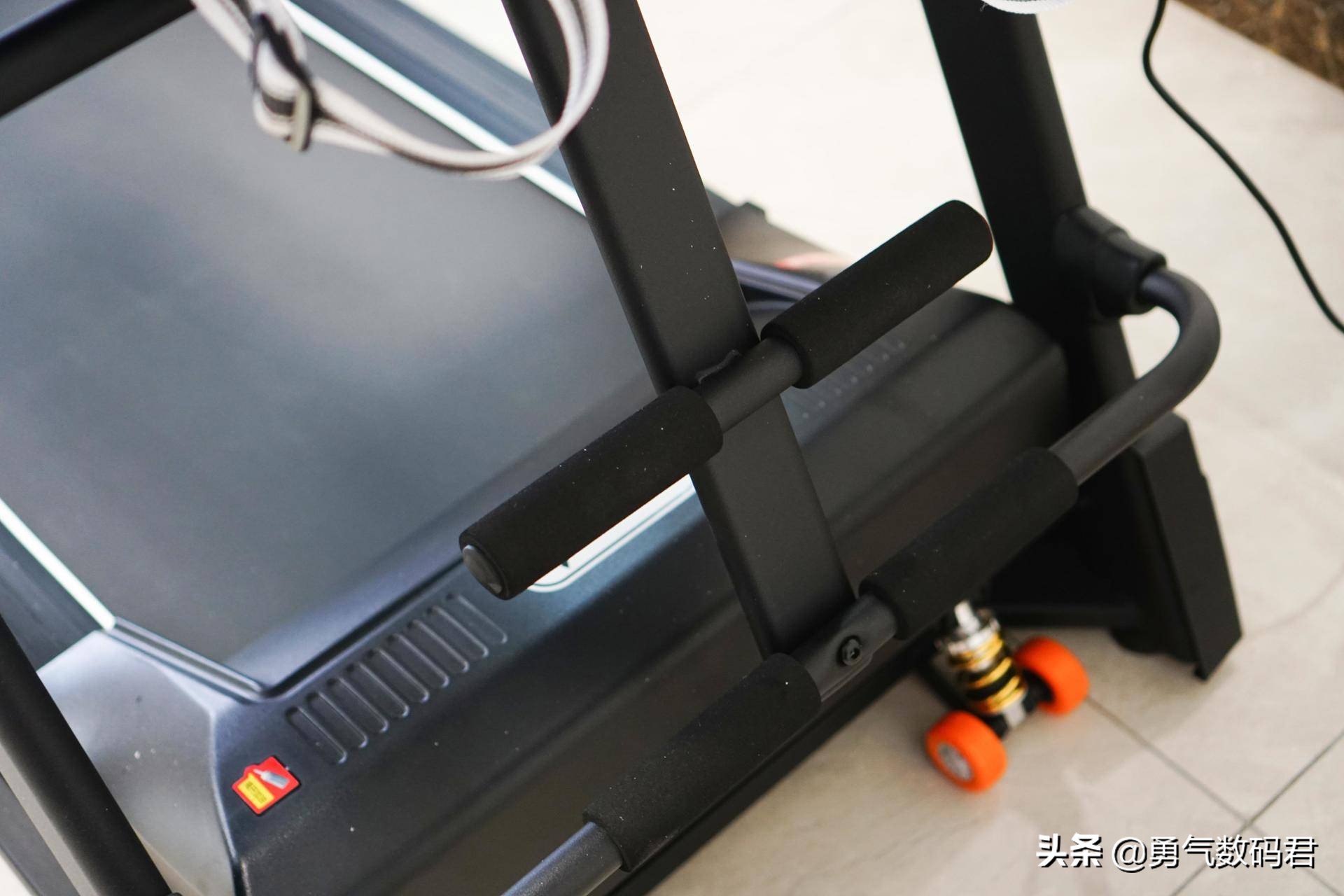 华为hilink立久佳智能跑步机,华为生态跑步机亿健