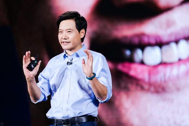 小米7月服务周在哪可以免费贴膜,小米换屏可以免费贴膜吗