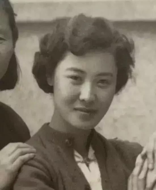 郭兰英脊椎被打断原因,郭兰英脊椎骨折原因